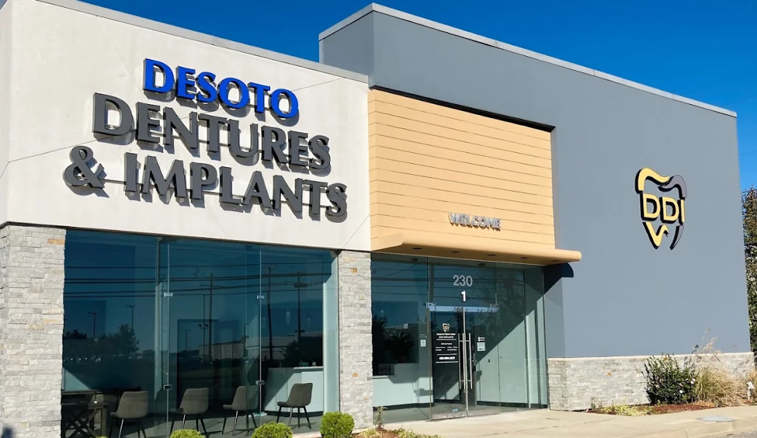 desoto dentaures & implants